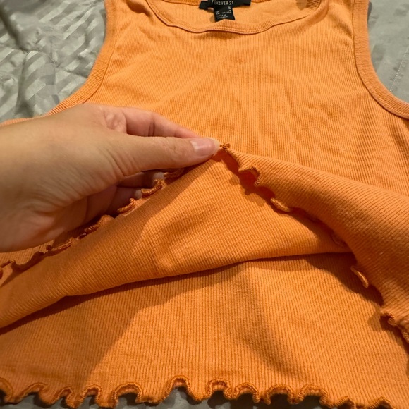 Salmon pink crop top - Picture 4 of 4